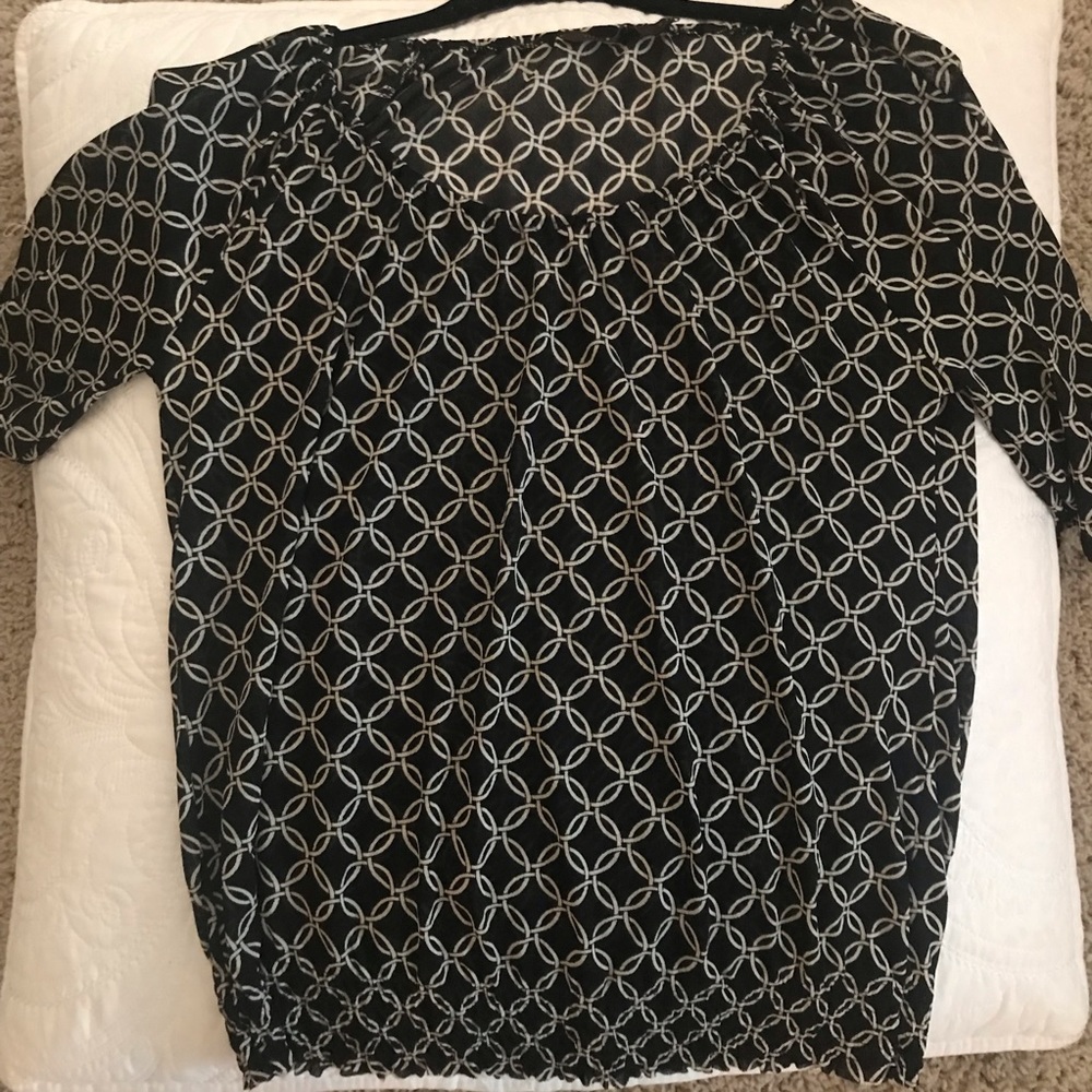3 for $20 Limited blouse Black & White Size small
